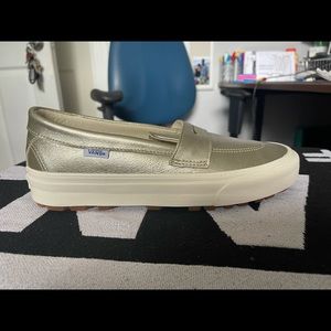 🥑Vans Style 13 (Soft Lthr) gold women’s shoes